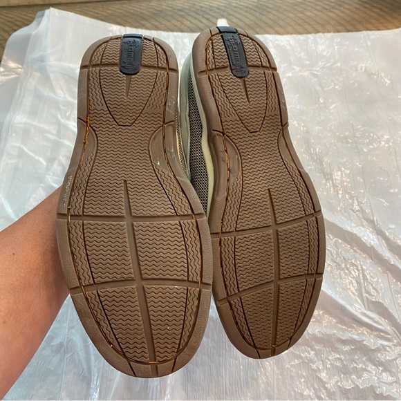 Old Maui brand blue leather slip on mules SZ 6.5 M - Picture 9 of 16